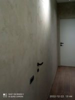 Коридор квартиры Italica Intonaco Travertino КМ0 + лак Protectiva 7