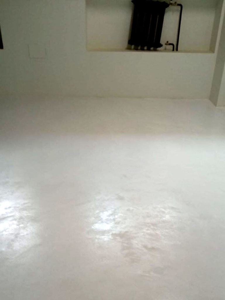 Italica Super Beton + Super Cemento + лак PU 2