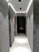 Черный Italica Gradiente в прихожей. Замшевый эффект