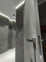 Черный Italica Gradiente в прихожей. Замшевый эффект