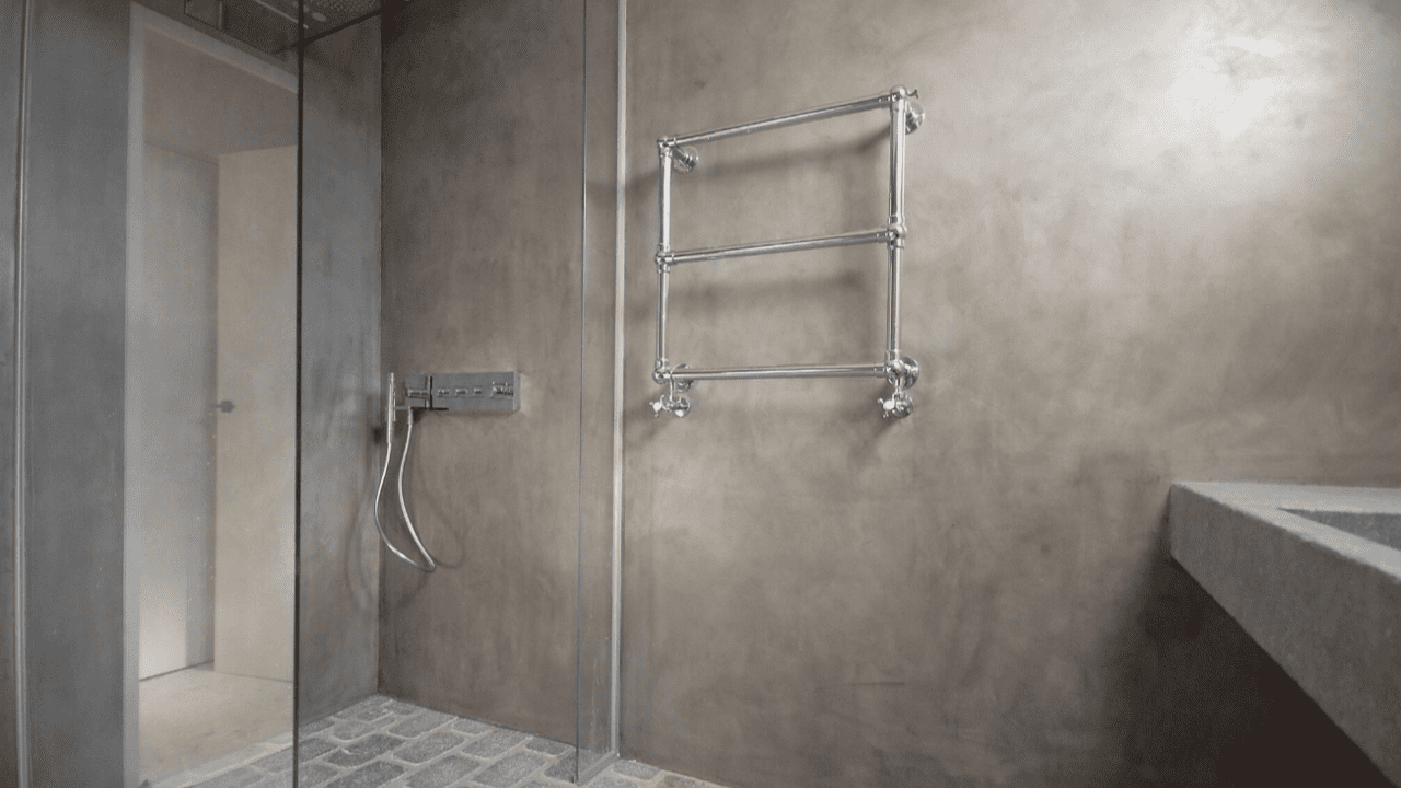 нанесение штукатурки микроцемент