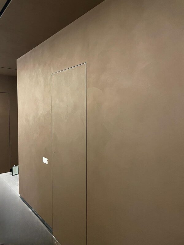 Декоративная штукатурка под микроцемент Polycement 300 с защитным лаком Finishmatt