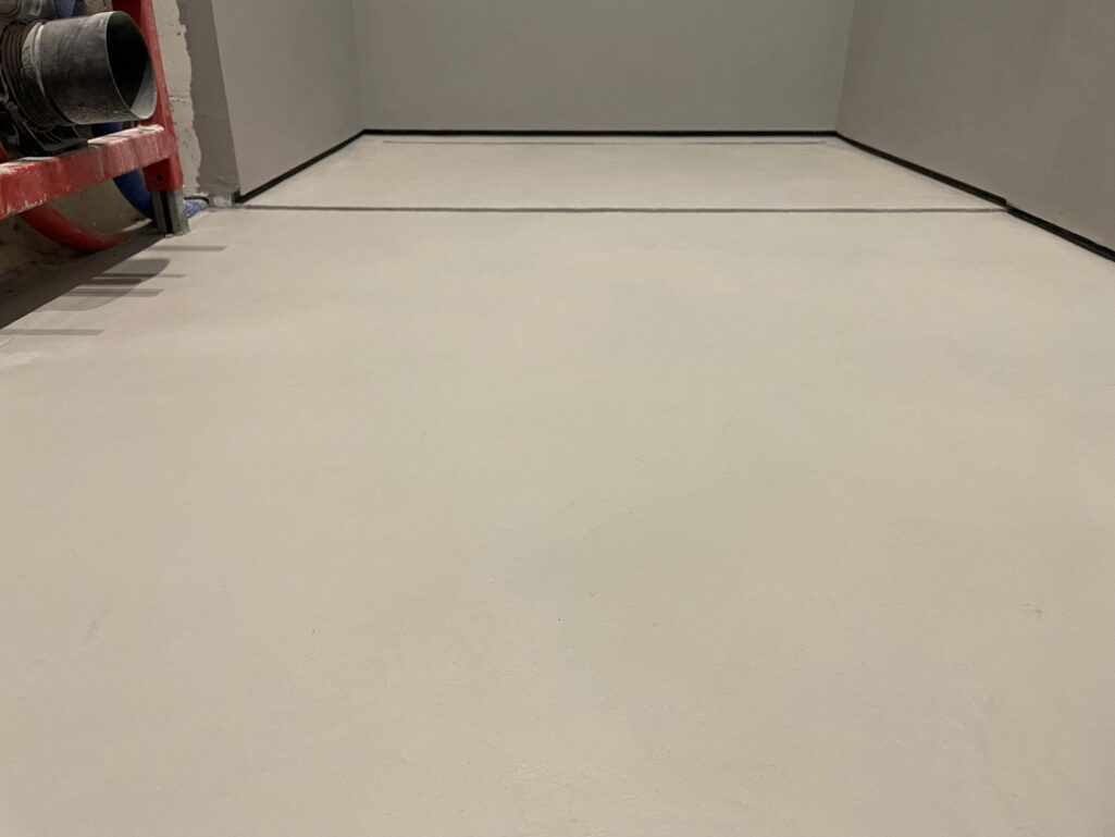 Штукатурка Арт бетон прочная влагостойкая для санузла Polycement + protector + pu2