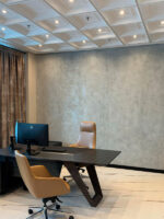 Фактурная штукатурка Marmo Travertino 500 + колерованный Finishmatt + Luce