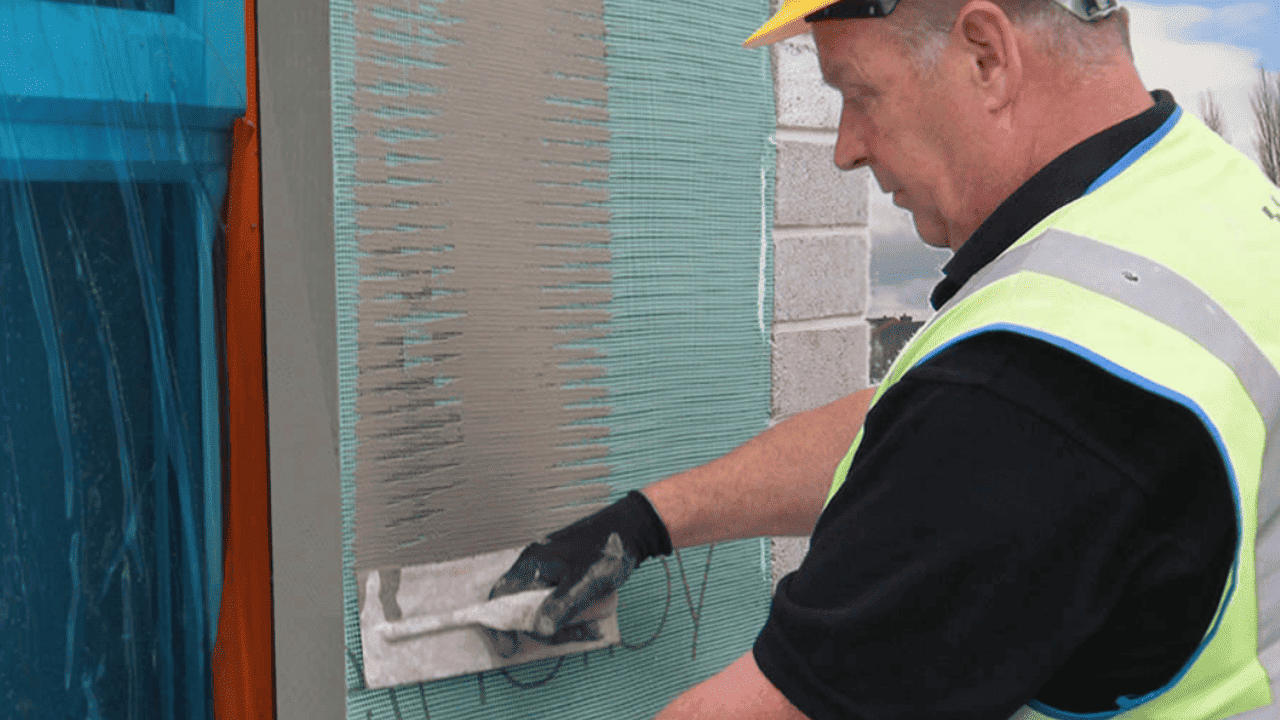 Выбор декоративной штукатурки для фасада с утеплением