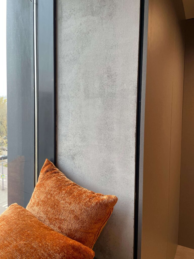 Фактурная штукатурка Intonaco Quarzo + прочная краска Italica Ceramica 2 тона