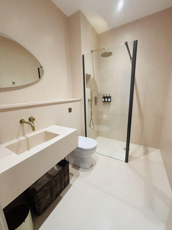 Штукатурка микроцемент SAN MARCO Materica + Velature для ванной комнаты